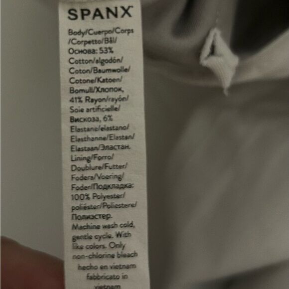 Spanx Womens On-the-Go Slim Straight Ankle Pant 20372R Classic White Medium 148 - Picture 11 of 12